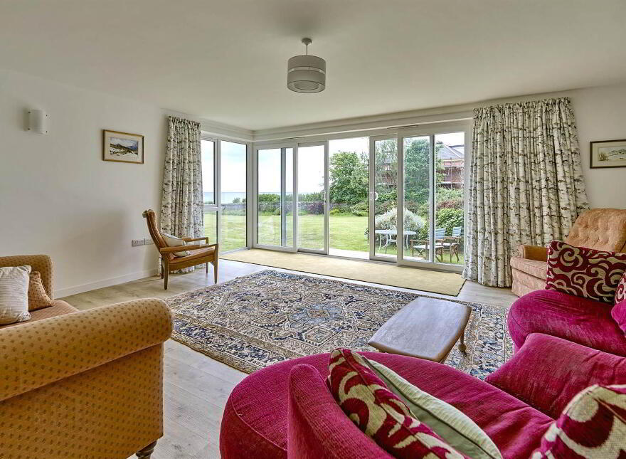 3 Warren Avenue, Warren Road, Donaghadee, BT21 0PE
