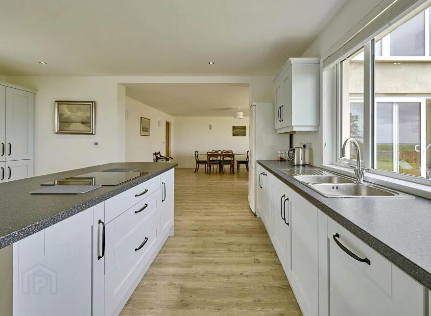 3 Warren Avenue, Warren Road, Donaghadee, BT21 0PE