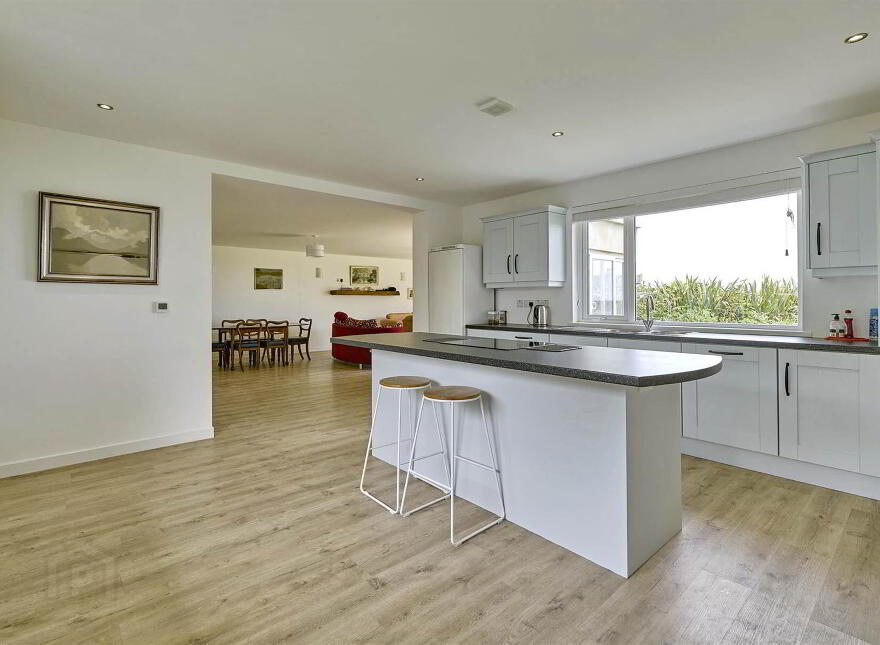 3 Warren Avenue, Warren Road, Donaghadee, BT21 0PE