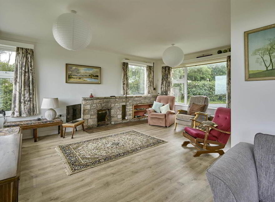 3 Warren Avenue, Warren Road, Donaghadee, BT21 0PE