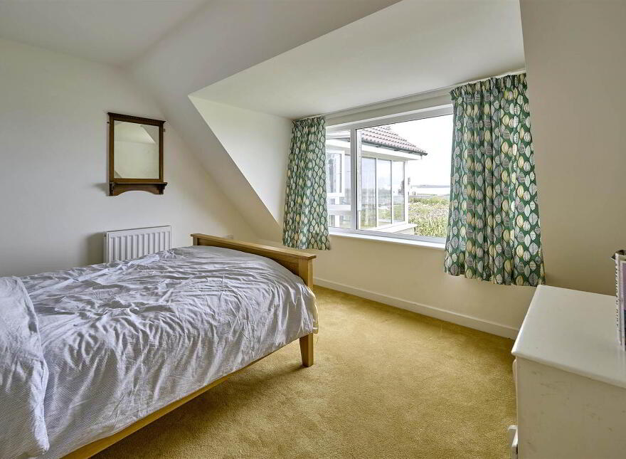 3 Warren Avenue, Warren Road, Donaghadee, BT21 0PE