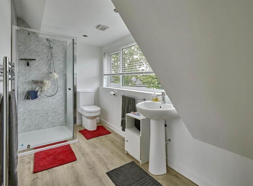3 Warren Avenue, Warren Road, Donaghadee, BT21 0PE