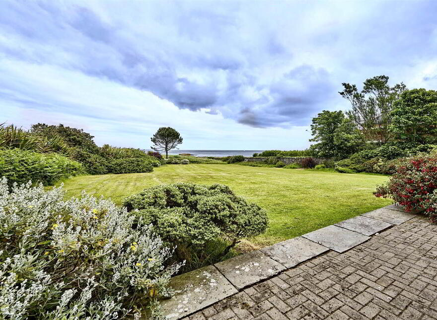 3 Warren Avenue, Warren Road, Donaghadee, BT21 0PE