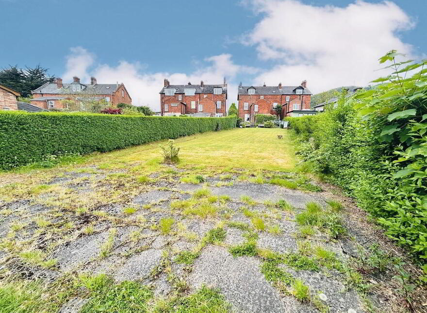 669 Antrim Road, Belfast, BT15 4EG