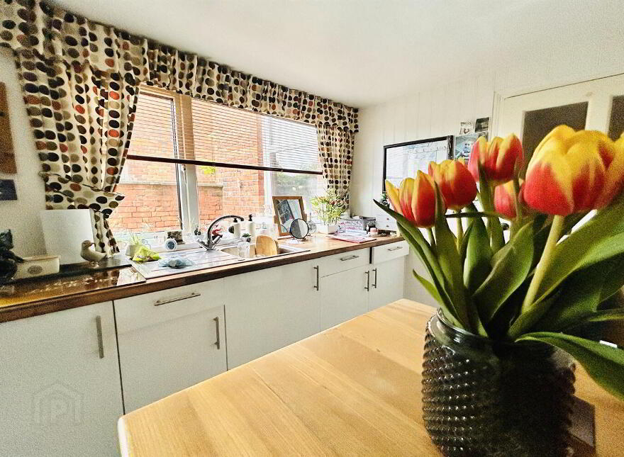 669 Antrim Road, Belfast, BT15 4EG