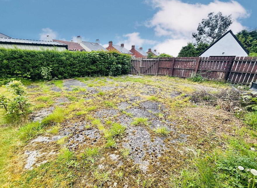 669 Antrim Road, Belfast, BT15 4EG
