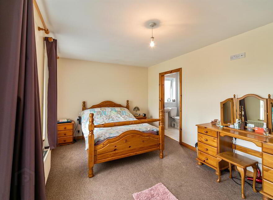 4 Mossvale Road, Ballynahinch, BT24 8SR