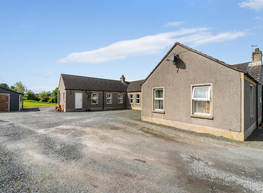 4 Mossvale Road, Ballynahinch, BT24 8SR