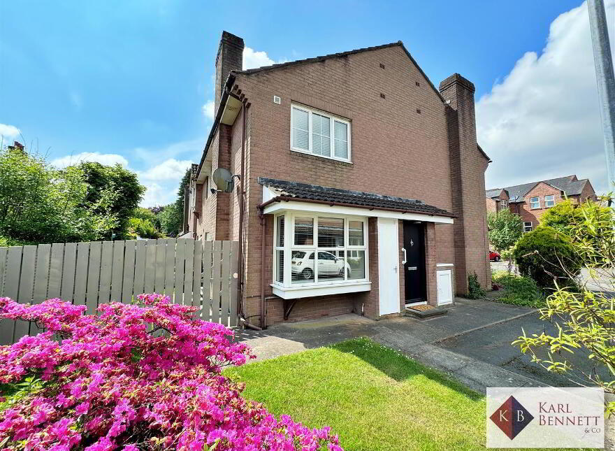 6 Sandringham Mews, Green Road, Belfast, BT5 6JX photo