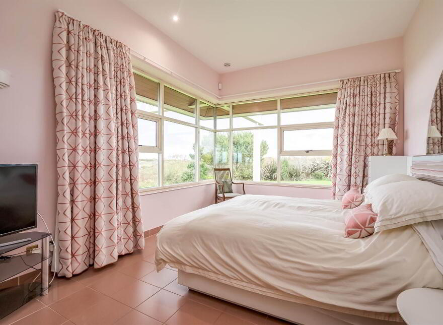51 Ballymacrea Road, Portrush, BT56 8NS