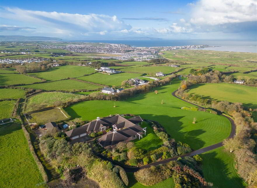 51 Ballymacrea Road, Portrush, BT56 8NS