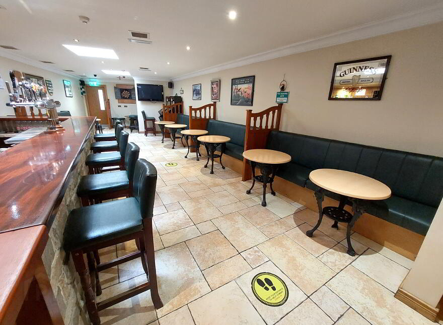 Junior's Bar, 26 Bridge Street, Strabane, BT82 9AE