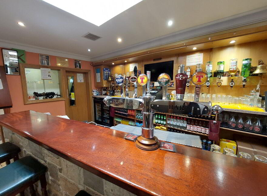 Junior's Bar, 26 Bridge Street, Strabane, BT82 9AE