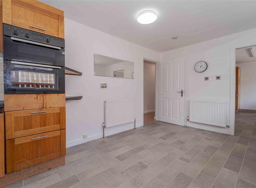 2 Dalboyne Court, Lisburn, BT27 4BQ