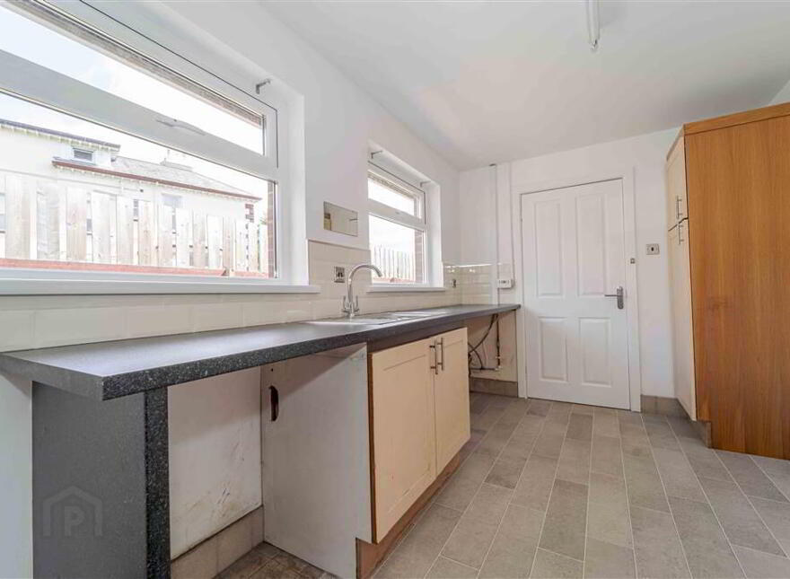 2 Dalboyne Court, Lisburn, BT27 4BQ