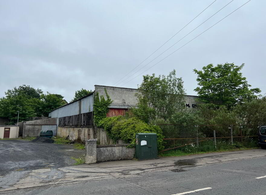 Unit, Offices & Stables, 7/9 Townhill Road, Portglenone, BT44 8AJ