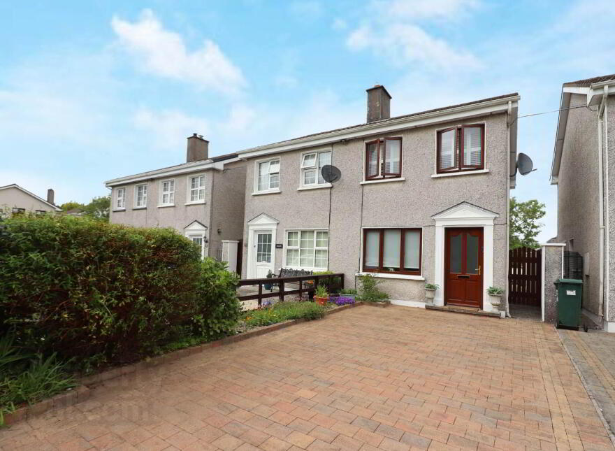 24 Dangan Heights, Newcastle, H91W7DN photo