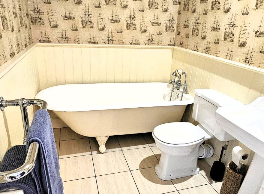 6 Lough Erne Golf Village, Ballyhose, Enniskillen, BT93 7FA