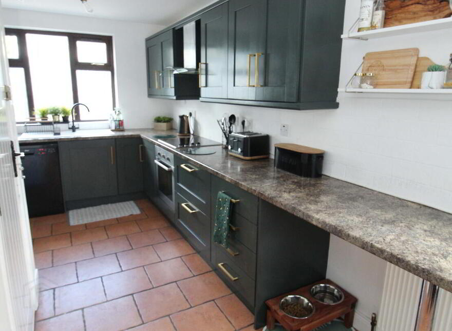 5 Tonagh Park, Lisburn, BT28 1DJ
