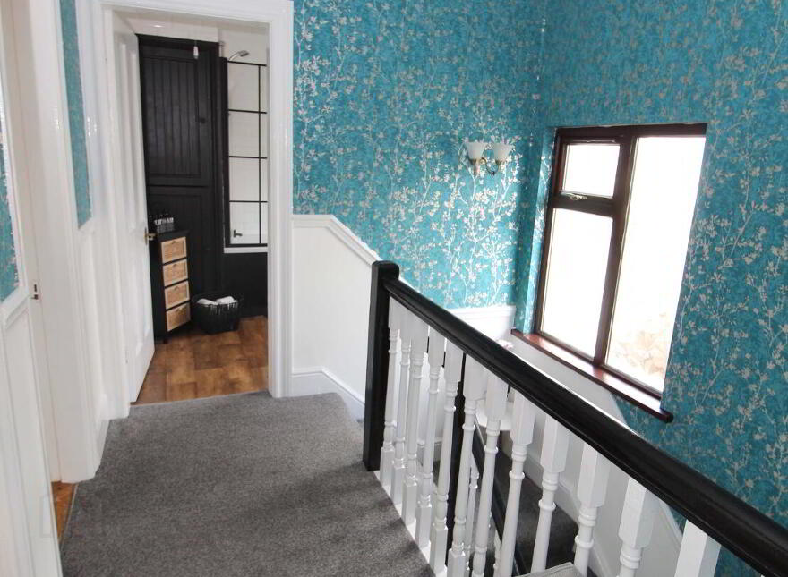 5 Tonagh Park, Lisburn, BT28 1DJ