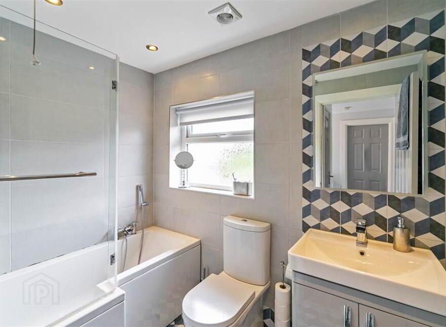 19 St Dillons Avenue, Downpatrick, BT30 6HZ