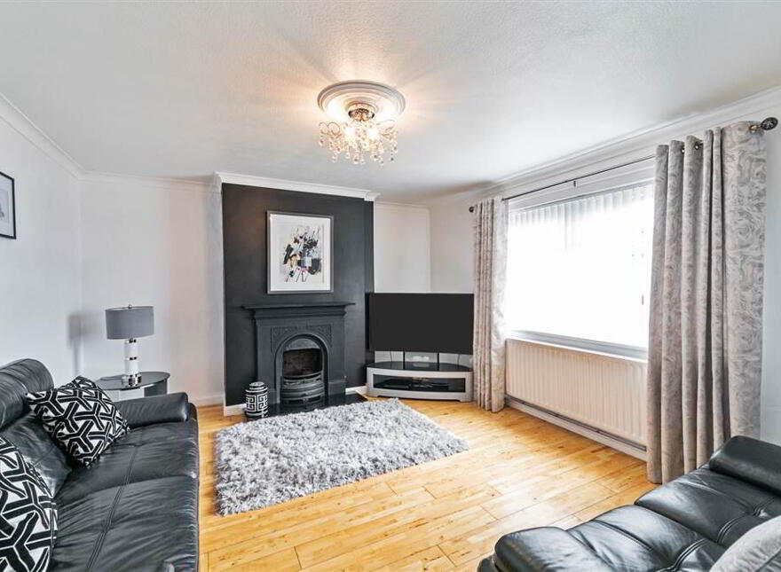 19 St Dillons Avenue, Downpatrick, BT30 6HZ