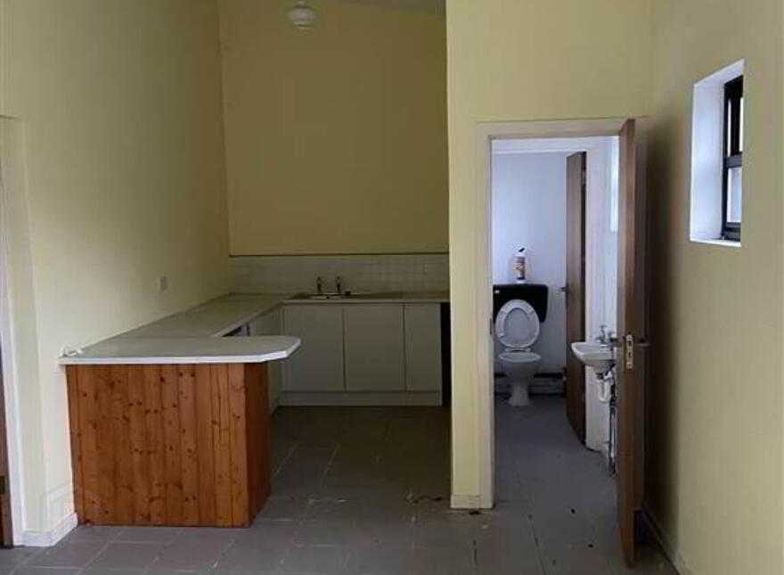 92e Warren Gardens, Lisburn, BT28 1HW