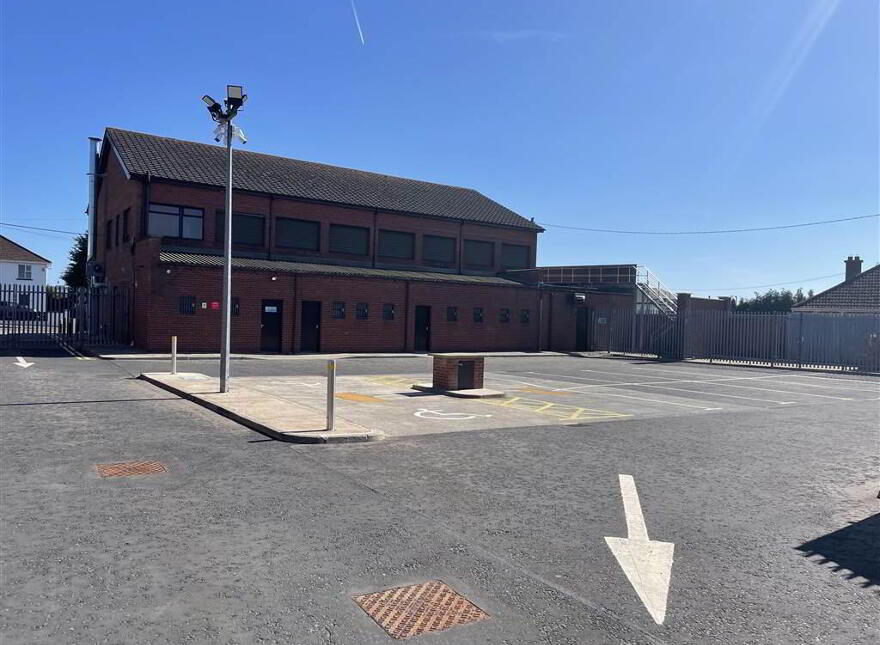 92e Warren Gardens, Lisburn, BT28 1HW