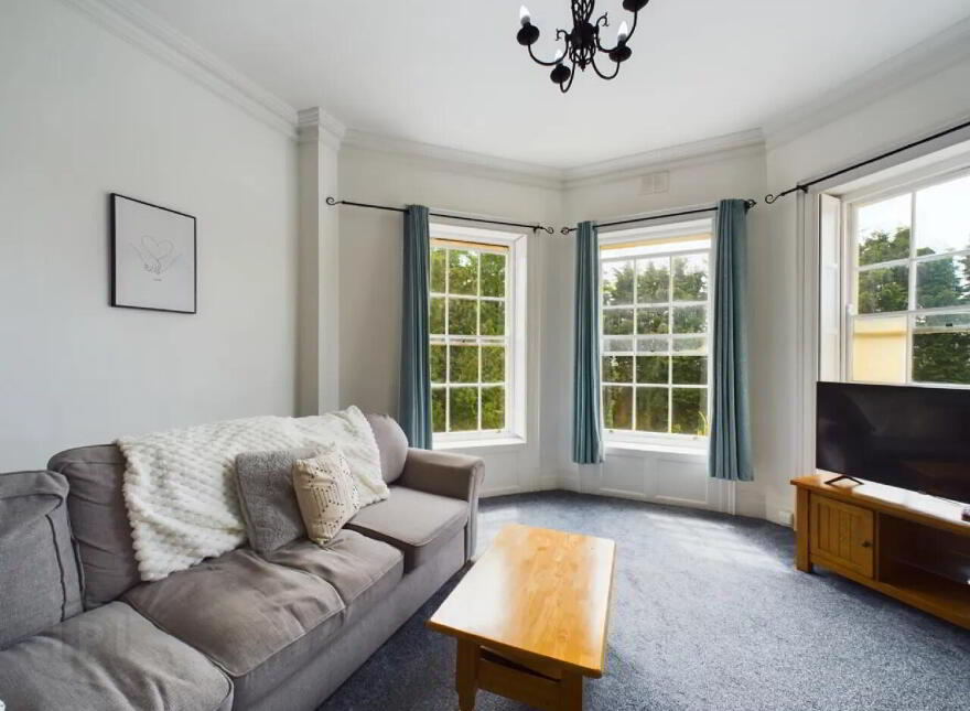Apartment 7 Rockshire House, Ferrybank