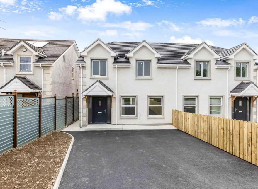 5 Pinnacle View, Mullavalley, Louth Village photo