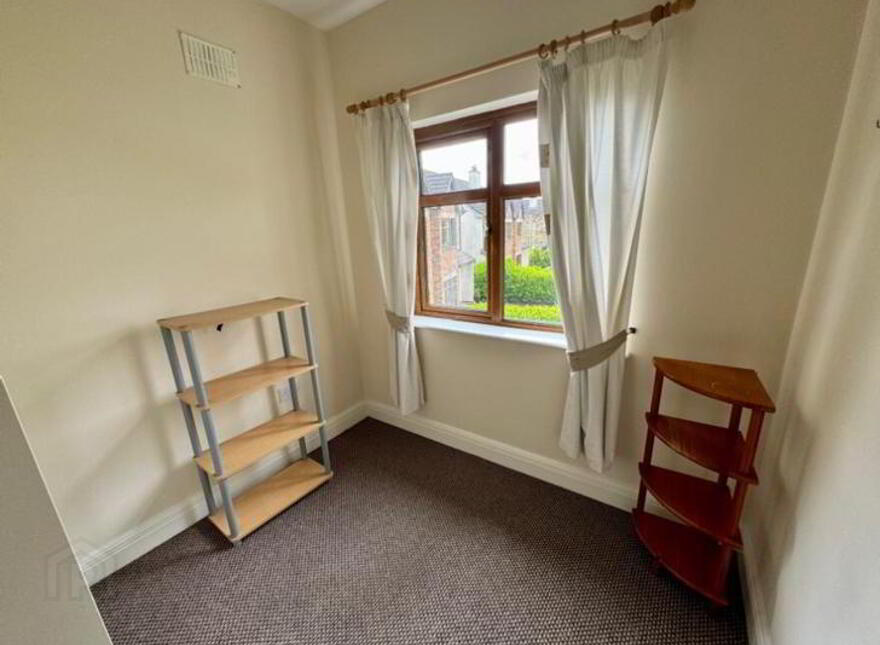 No. 22 Watervale, Rooskey, N41E642