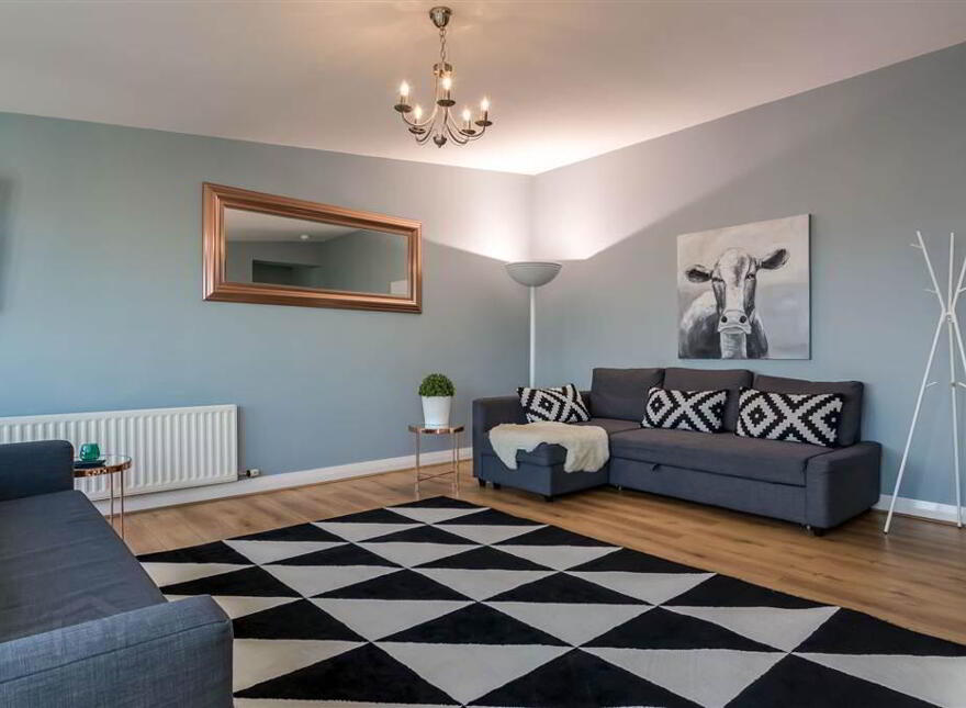 31 Winter Gardens Penthouse, Belfast, BT2 8EP