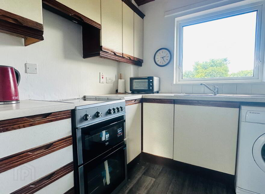 16 Windmill Avenue, Carrickfergus, BT38 8DH