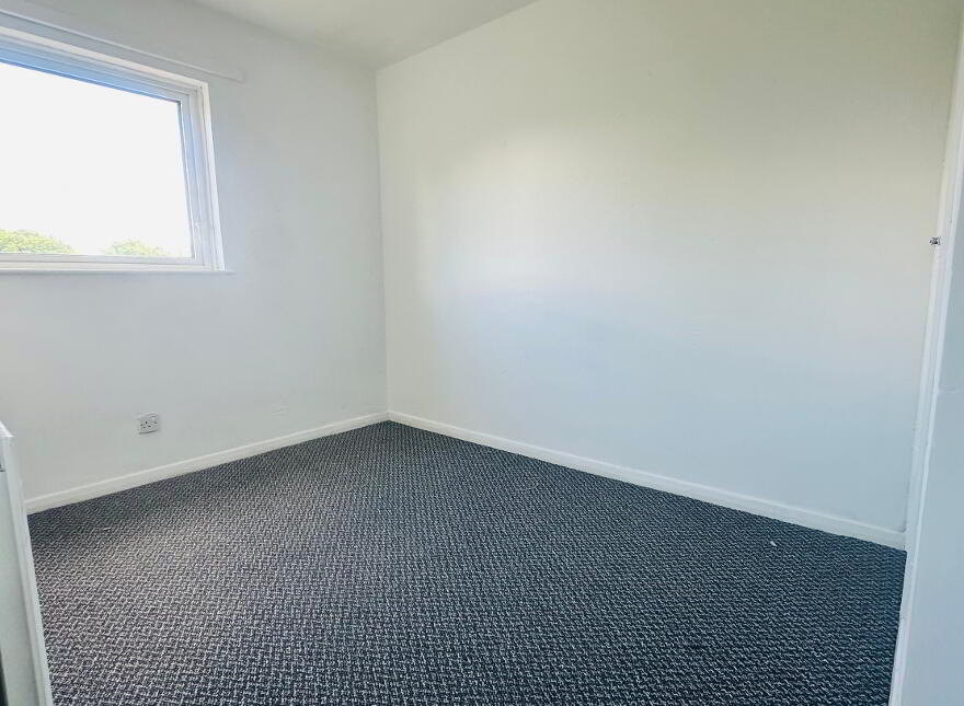16 Windmill Avenue, Carrickfergus, BT38 8DH