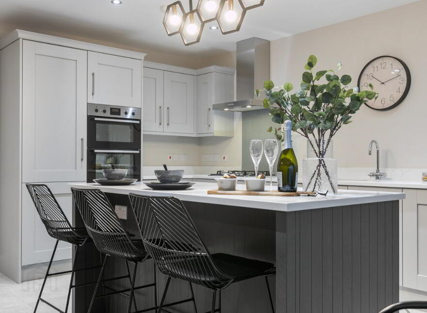 Q4s, Baronsgrange, Carryduff