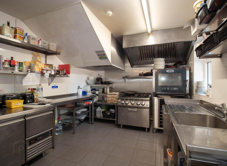Main Street, Ballinagh, H12P3X7
