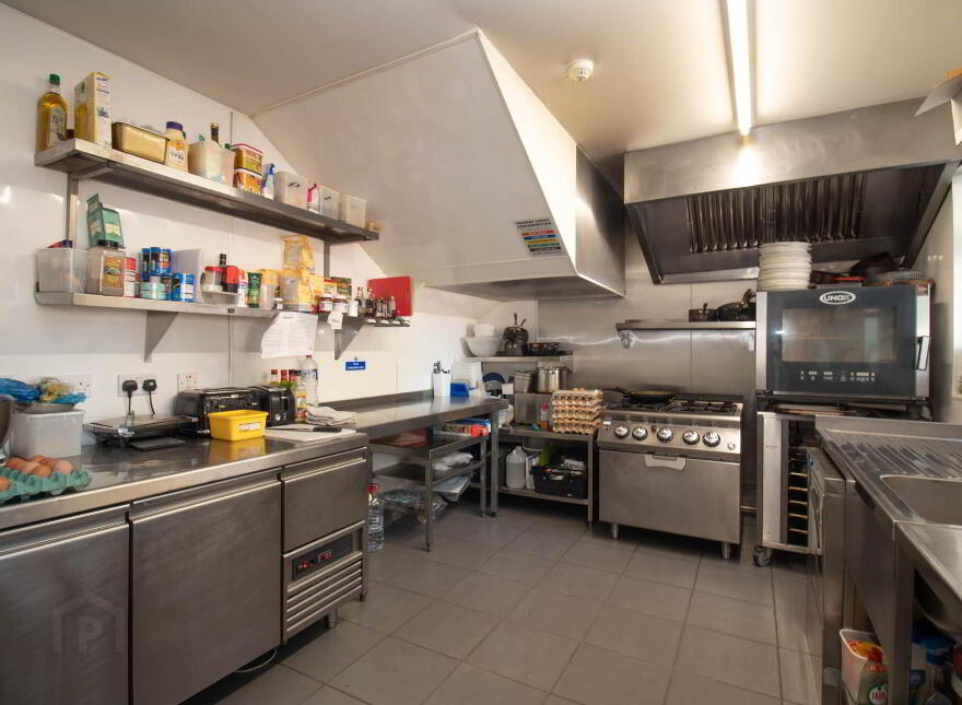 Main Street, Ballinagh, H12P3X7