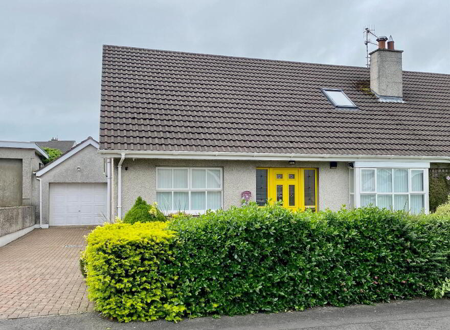 4 Gortamaddy Park, Ballycastle, BT54 6RU photo