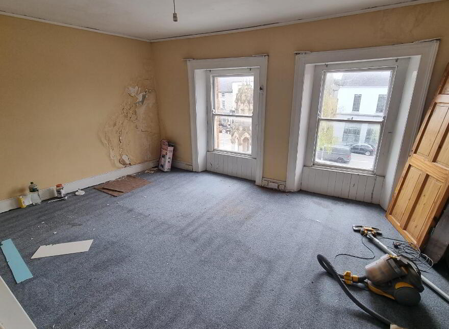 The Diamond, 18 Monaghan, Monaghan, H18KW65