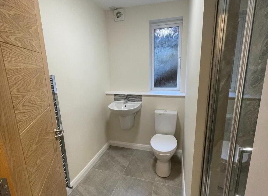 1, 24 South Parade, Belfast, BT7 2GP