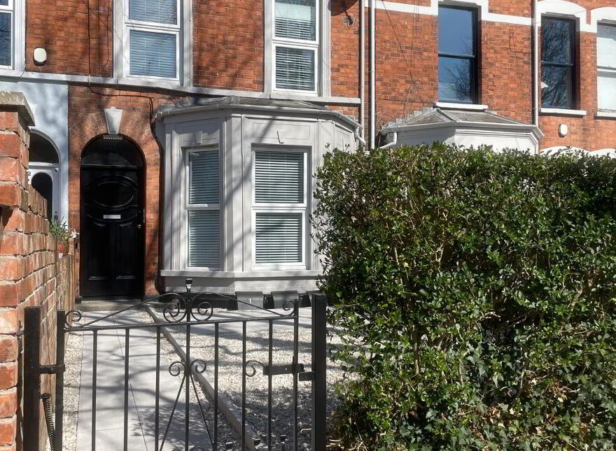 1, 24 South Parade, Belfast, BT7 2GP