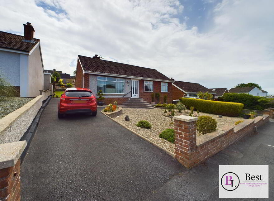 3 Wyncairn Avenue, Larne, BT40 2ED photo