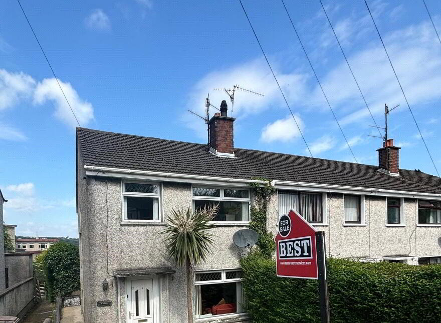 8 Hennessy Park, Newry, BT34 2EF photo