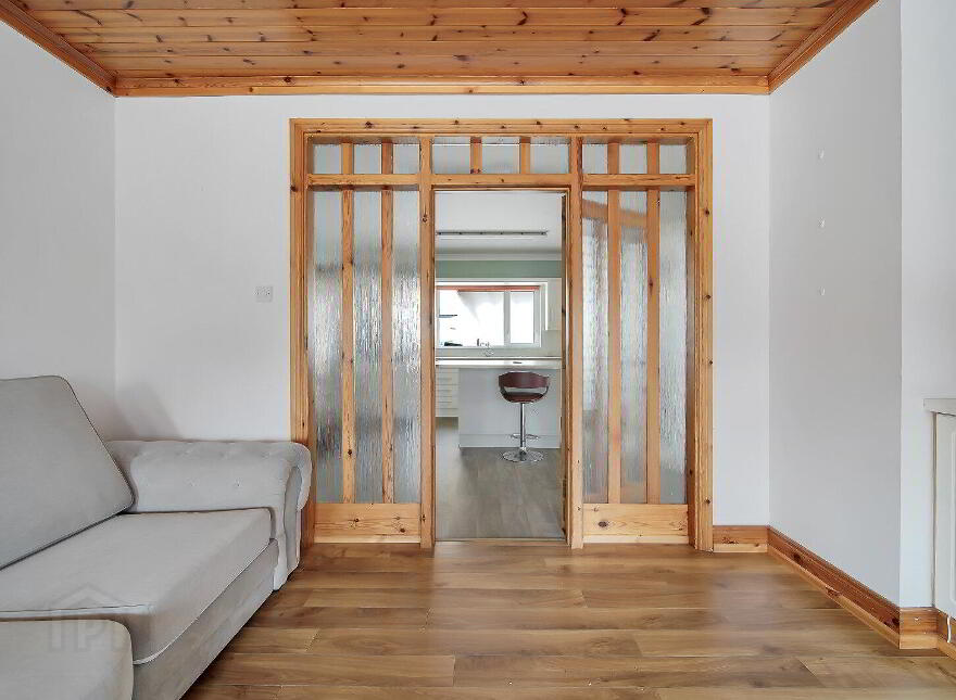 Mevagh House, B&b And Commercial Unit, Milford Road, Carrigart, F92YN59