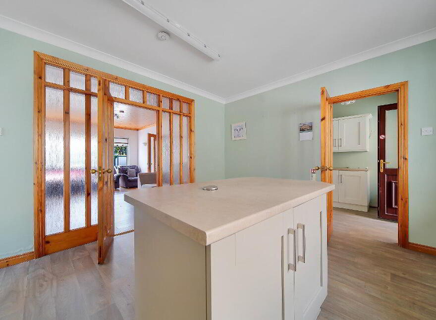 Mevagh House, B&b And Commercial Unit, Milford Road, Carrigart, F92YN59