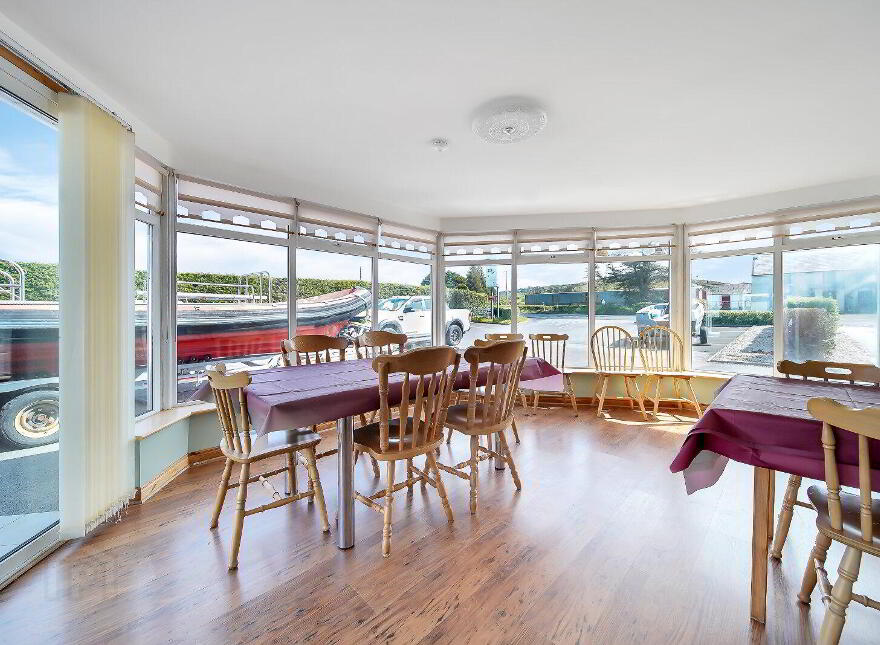 Mevagh House, B&b And Commercial Unit, Milford Road, Carrigart, F92YN59