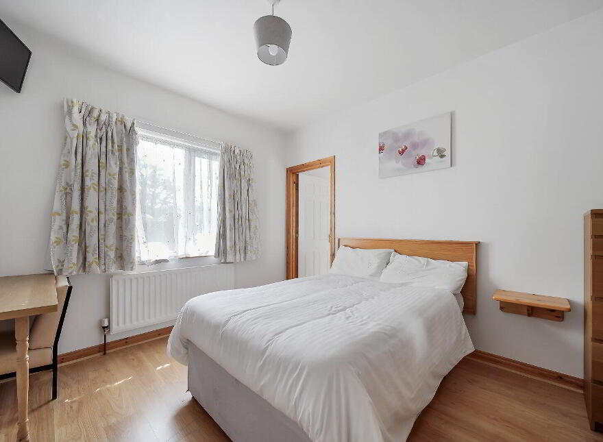 Mevagh House, B&b And Commercial Unit, Milford Road, Carrigart, F92YN59