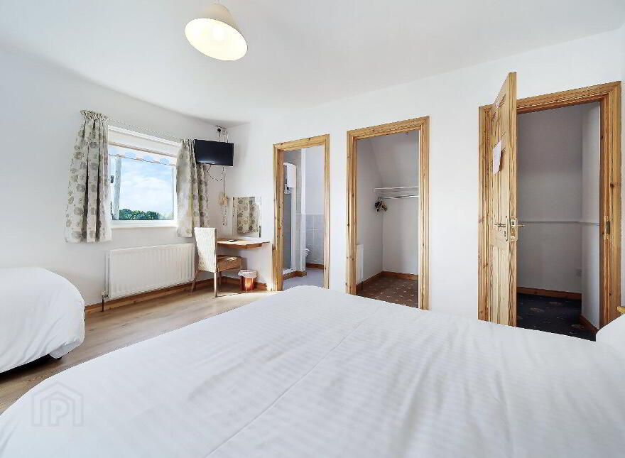 Mevagh House, B&b And Commercial Unit, Milford Road, Carrigart, F92YN59
