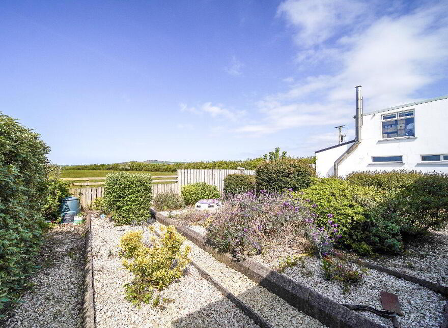 Mevagh House, B&b And Commercial Unit, Milford Road, Carrigart, F92YN59