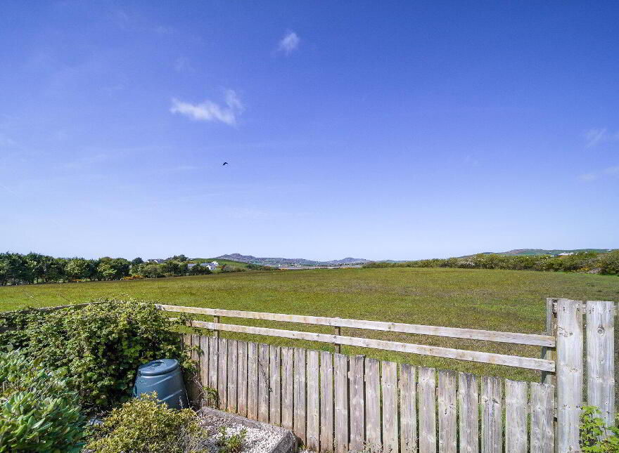 Mevagh House, B&b And Commercial Unit, Milford Road, Carrigart, F92YN59